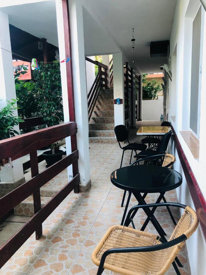 Casa Andrei Hotel คอสติเนช ภายนอก รูปภาพ